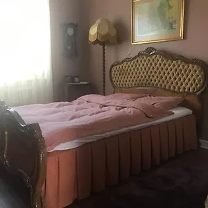 Bed & Breakfast Cosy B&b-well Located- Directly At Globen Ericsson Stockholm